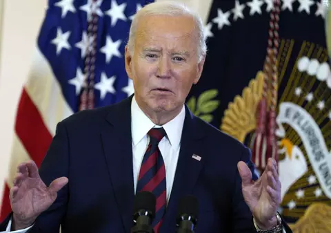 SUA aruncă miliarde de dolari în piață pentru a câștiga bătălia semiconductorilor. Trump contestă măsura