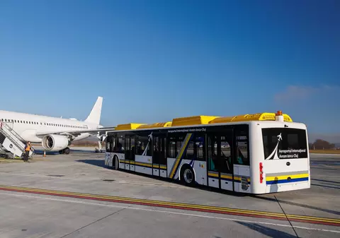 Aeroportul din Cluj-Napoca, primul din țară care are un autobuz 100% electric. Cât a costat