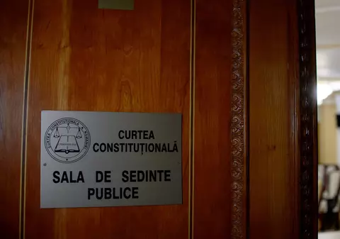 CCR se reunește pe tema alegerilor prezidențiale, după noi cereri de anulare a primului tur