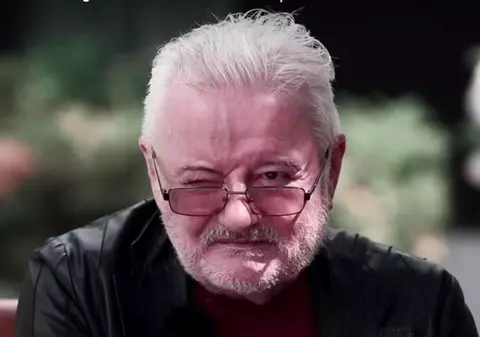 Câți bani a primit Irinel Columbeanu de la fiica lui, Irina, de Crăciun. „Nu e prima oară când face asta. În ianuarie împlinește 18 ani”