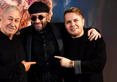 Mihai Bendeac, în fustă la premiera filmului „Căsătoria”. I-a surprins pe toți la scurt timp după declarațiile controversate făcute de Cristela Georgescu