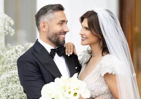 Primul Crăciun pentru Valeriu Gheorghiță și Monica Bîrlădeanu în calitate de soț și soție. Ce-și dorește actrița: „A ajuns pe lista de dorințe în ultimii ani”