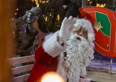 Zonele din Galați pe unde va circula autobuzul lui Moș Crăciun, pe 17 și 18 decembrie