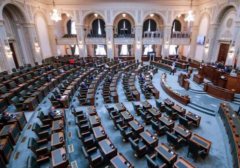 Lista completă a noului Parlament al României. Împărțirea mandatelor pe partide