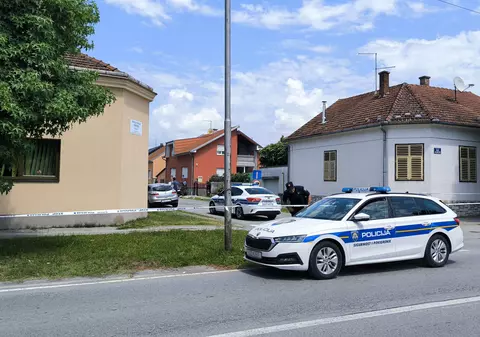 Un austriac a fost arestat în Croaţia pentru că transporta cadavrul unei femei pe scaunul pasagerului