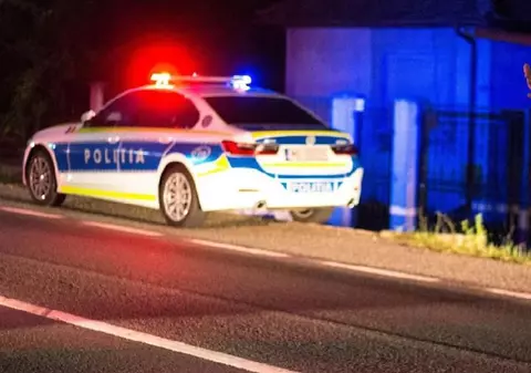 Patru minori din Cluj au agresat un bărbat pe stradă și l-au înţepat în piept