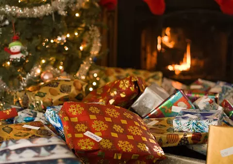 Crăciunul pentru copii în era consumerismului. Totul vine la pachet cu un preț, avertizează specialiștii I Interviu