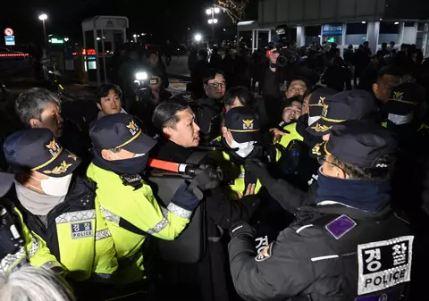 Instabilitatea din Coreea de Sud duce la scăderea acțiunilor coreene. SUA se tem de un impact geopolitic și economic major