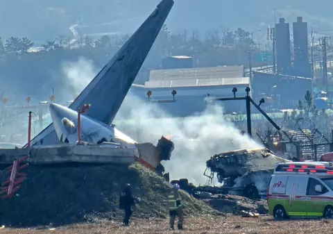 Președintele Coreei de Sud a decretat 7 zile de doliu național după ce 179 de oameni au murit ca urmare a prăbușirii avionului Boeing 737