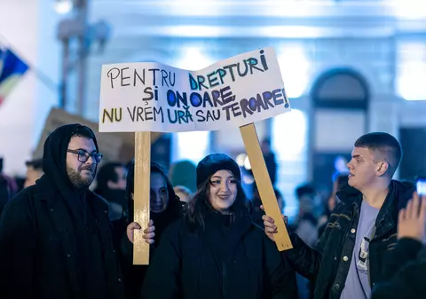 Ce fac eu? Și ce putem face toți ca să nu decădem în tiranie