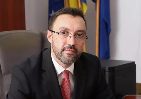 Un oraș din Timiș va fi condus de viceprimar, după ce primarul în funcție a fost ales deputat. Marea dilemă: „Nu avem viceprimar” 