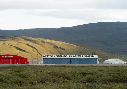 Danemarca îi răspunde lui Donald Trump crescându-și prezența militară în Groenlanda