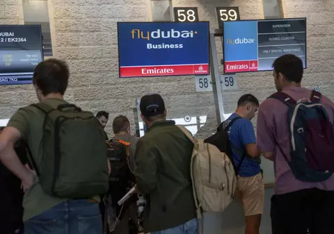 Un fotbalist de la Rapid și-a pus pașaportul în bagajul de cală și n-a putut să mai urce în avion, fiind lăsat de echipă pe aeroportul din Dubai