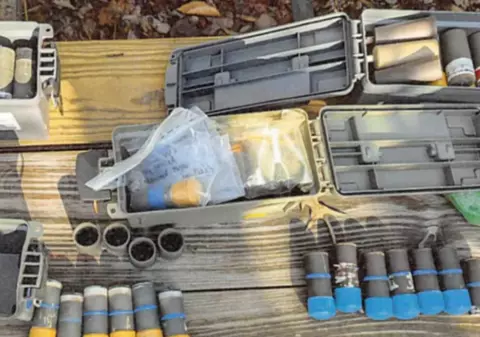 FBI a descoperit cel mai mare depozit de bombe din istoria sa, la o fermă din Virginia | VIDEO