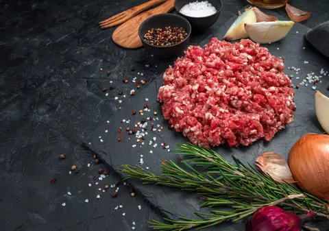 Ce condimente se pun la carnea tocată