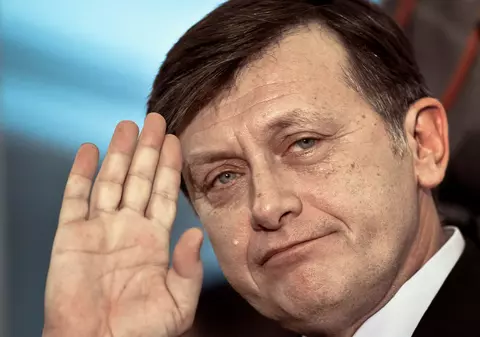 Antonescu, după zece ani de nimic. Fapte, vorbe și post-adevăr