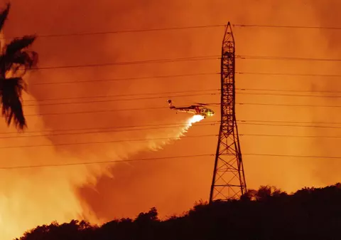Nou bilanț al incendiilor din Los Angeles: 11 morți și 10.000 de clădiri au fost distruse