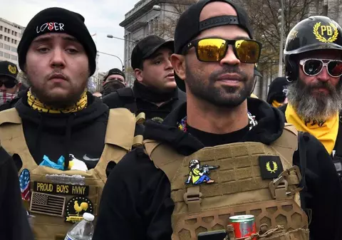 Fostul lider Proud Boys, condamnat la 22 de ani de închisoare pentru atacul de la Capitoliu, i-a cerut oficial lui Donald Trump să-l grațieze | VIDEO