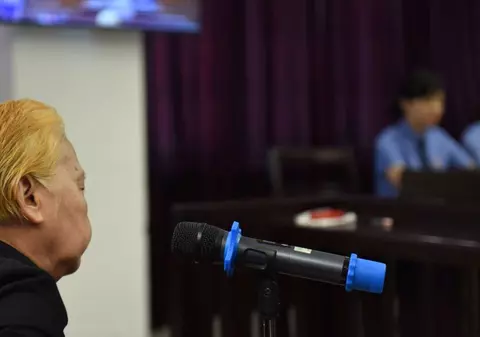 Femeie din București, reținută după ce a încălcat ordinul de protecție și și-a bătut fostul soț