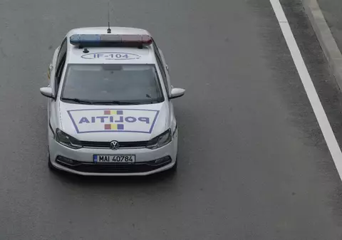 Un minor de 13 ani a fost prins conducând mașina părinților în Constanța | VIDEO