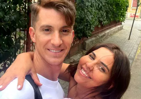 Ce îi învață Andreea Popescu pe cei doi băieți ai săi. „Nu sunt o mamă perfectă, dar mă străduiesc. Nu le permit să dea ordine”