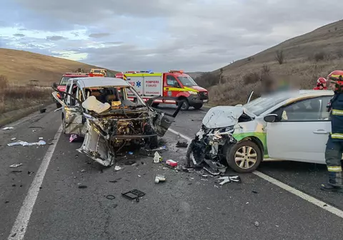 Doi copii între cele șase victime ale unui accident cu trei mașini și un TIR, pe centura Vâlcele-Apahida, în Cluj