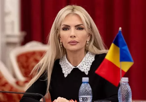 Ce a răspuns Laura Vicol când a fost întrebată câți bani a câștigat apărând interlopi: „Aveam onorarii de minim 15.000 de euro”. Denise Rifai, uimită când a auzit cea mai mare sumă încasată