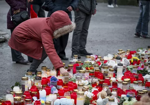 Michael Hein, un tată-erou care a înfruntat un atacator și a ajutat poliția să îl prindă după ce a omorât un bărbat și un copil de doi ani | VIDEO