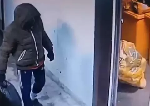 Bărbatul din București care a furat trei picioare amputate a explicat de ce a luat sacii de la Spitalul Cantacuzino