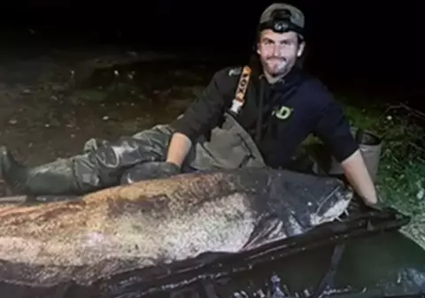 Un cuplu a capturat cel mai mare somn din Marea Britanie în Essex. Ce greutate are peștele | VIDEO