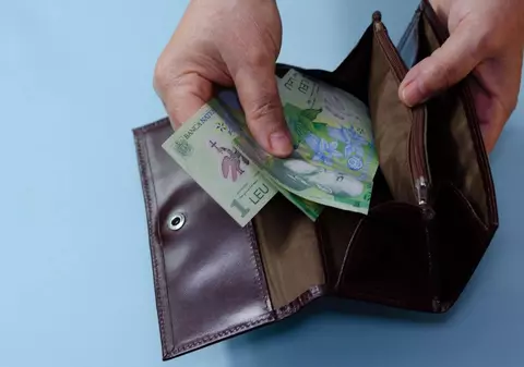 Data la care intră pensiile românilor în ianuarie 2025. Anunțul făcut de Poșta Română 