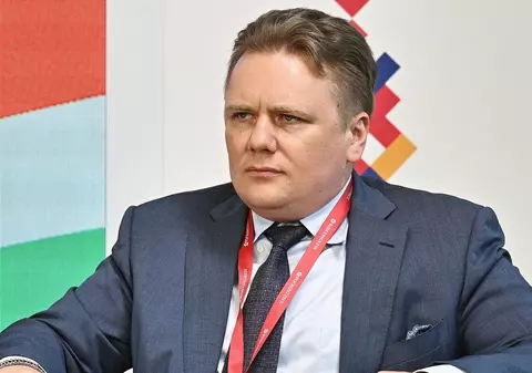 Până în 2030, Rusia s-ar putea prăbuși ca Siria, avertizează un cunoscut politolog rus apropiat Kremlinului. „Americanii au multe moduri de a ne răni foarte tare”