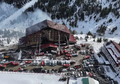 66 de morți după incendiul din Turcia. O supraviețuitoare a povestit momentele de groază: „Alarma nu a funcționat”