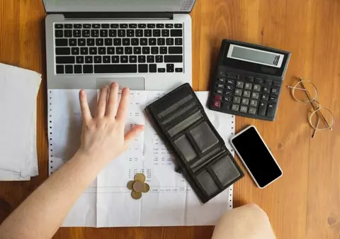 Data până la care românii primesc reducere de 10% la plata impozitului în 2025