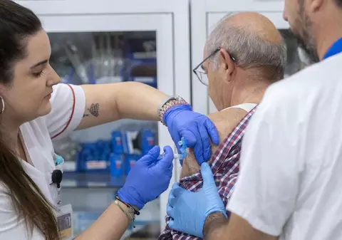 Stare de alertă epidemiologică în România. Măsuri pentru prevenirea îmbolnăvirii cu gripă. Epidemiolog: „Gripa poate acționa ca un ucigaș ascuns” | Interviu