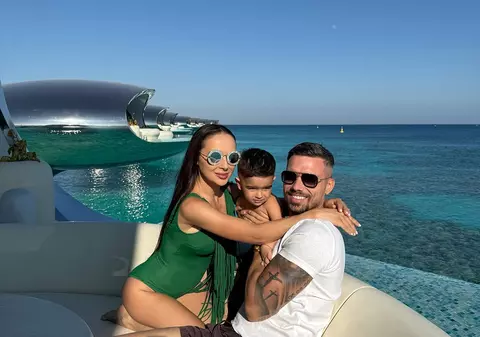 VIDEO Vlăduță Lupău, vacanță în Arabia Saudită