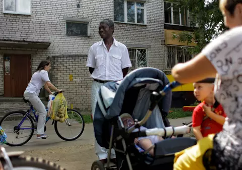 A murit primul și singurul politician de culoare din Rusia, dar a fost înmormântat în țara lui natală