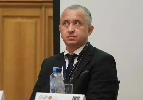 Adrian Ivan, eliberat discret din funcția de rector al Academiei SRI. El a coordonat teza de doctorat plagiată a lui Lucian Bode