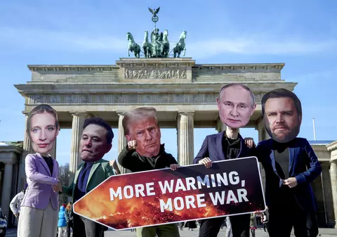 Turbo-tehno-fascismul, ultima dictatură