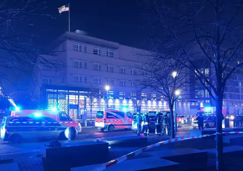 Atac cu cuțitul lângă Ambasada SUA din Berlin, cu două zile înainte de alegerile legislative din Germania