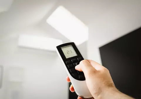 Când și de ce ar trebui să îți modernizezi aparatul de aer condiționat