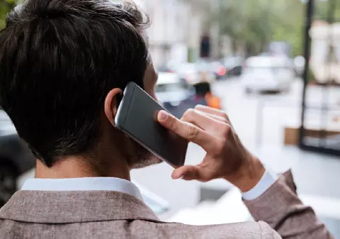 Ce este telefobia, din cauza căreia tinerii nu mai răspund la telefon. „Oamenii și-au pierdut această abilitate”