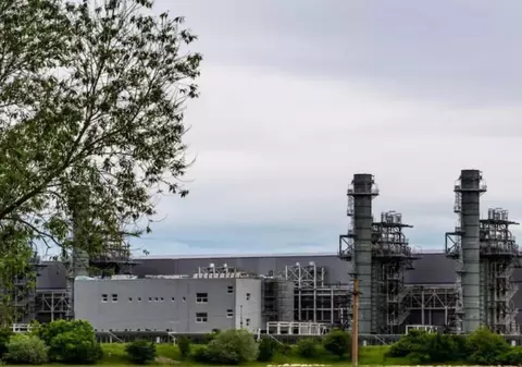 O femeie din Craiova a ajuns la spital cu cenușă în ochi, chiar după un protest față de poluarea de la termocentrala CET