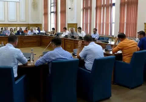 Aberație juridică a Consiliului Local Timișoara, penalizată de judecători. Standardul național, repus în drepturi: amenzile pot fi plătite la jumătate din minimumul prevăzut de lege