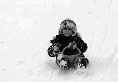 Prognoza meteo specială pentru București anunță un nou strat de zăpadă în următoarele 24 de ore