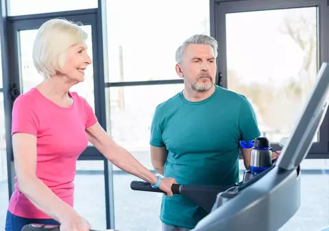 Cât sport trebuie să faci pentru a reduce riscul de cancer. Experții au calculat timpul exact necesar