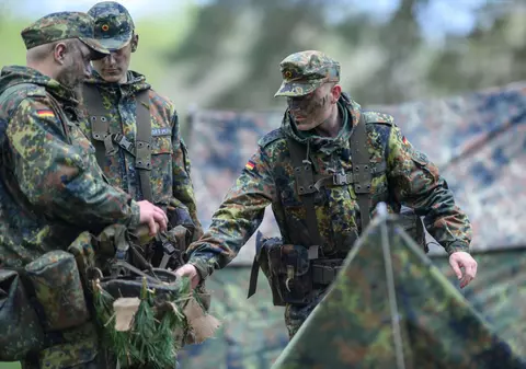 Germania suspectează Rusia că spionează cu drone o bază aeriană unde se pregătesc soldați ucraineni