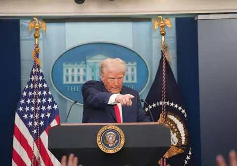 Donald Trump a dat ordin ca Iranul să fie distrus dacă acesta îl va ucide. „Nu va mai rămâne nimic”