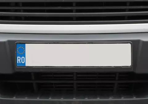 Procedura de înmatriculare auto pentru proprietarii de mașini noi sau second-hand în 2025