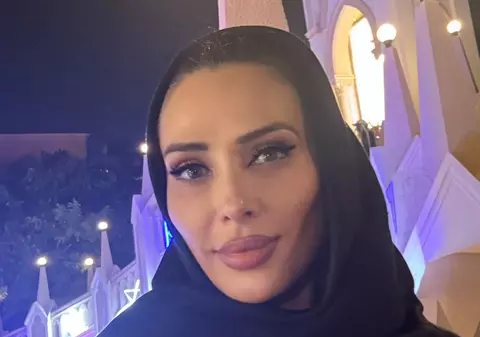 Cum a fost surprinsă Iulia Vântur pe scuter, în India: „Mă vedeam izbindu-mă de o mașină, un scuter sau o vacă”. Fanii au fost curioși cine e șoferul